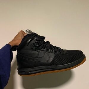 Nike Black and Brown Men's Athletic Shoes